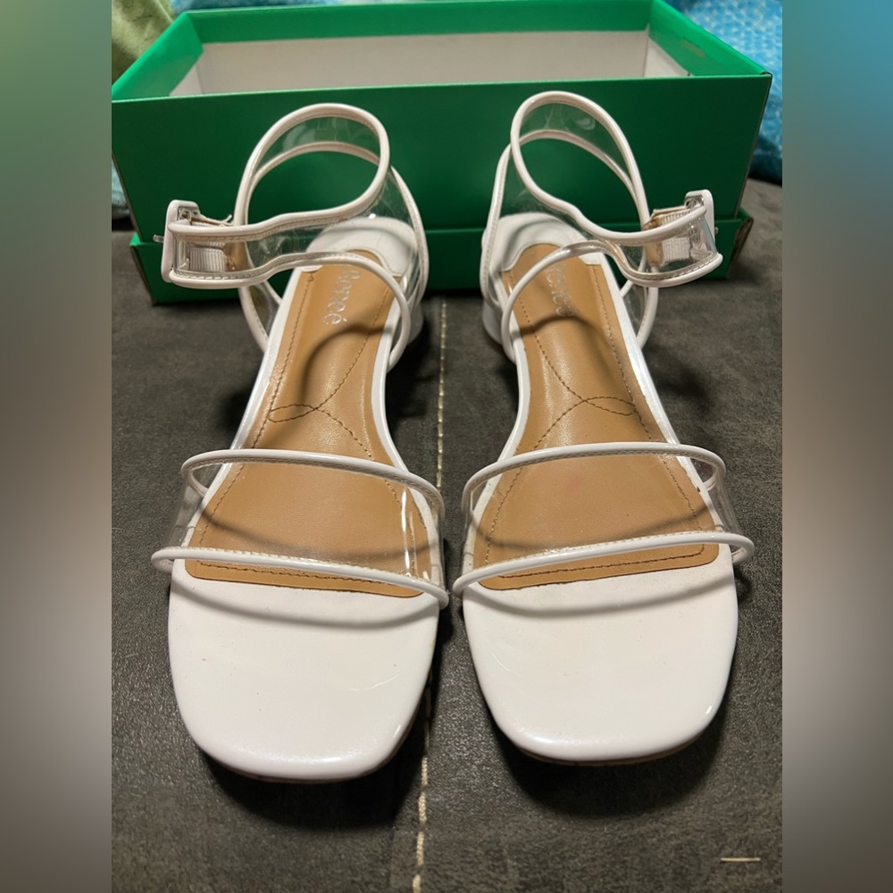 J.Reneé white kitten heels